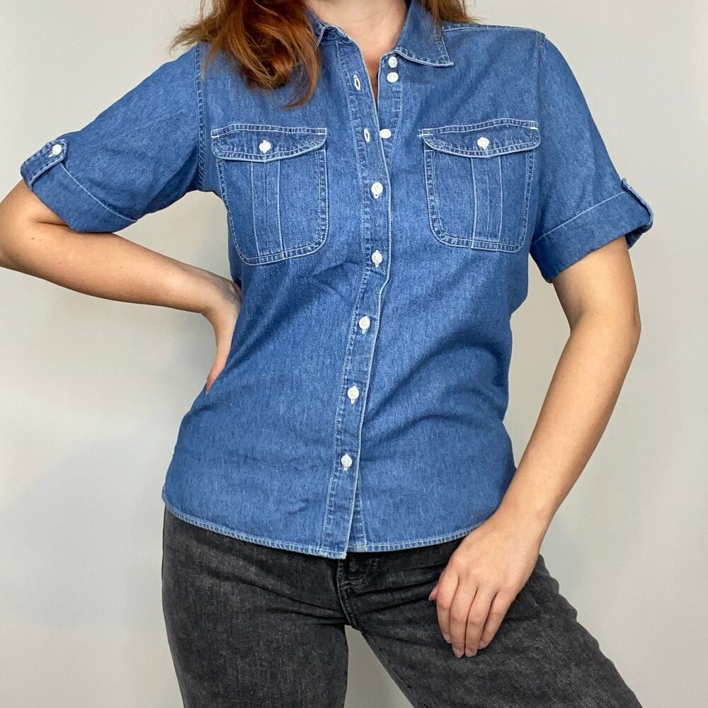 Vintage 90s Classic Elements Small Medium Wash 100% Cotton Chambray Button Down